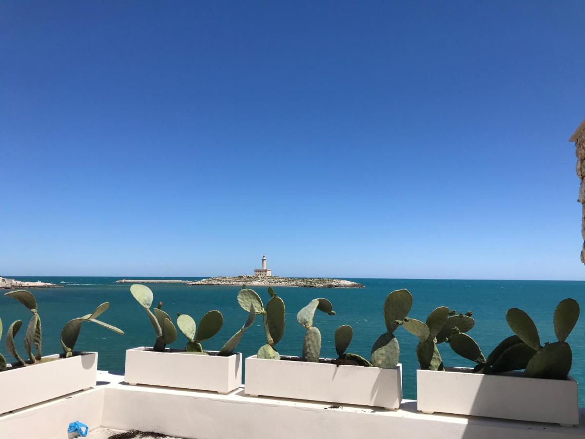 Romeus Al Fortino Dimora Sul Mare Vieste Exterior photo